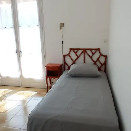 Chouette Maison Beaucaire (Gard)